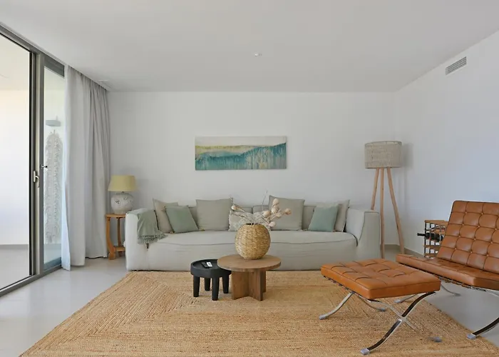 Bayview By Nras Apartman