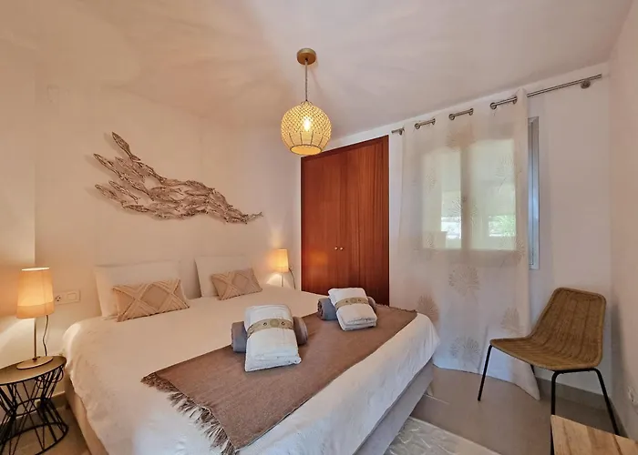 Bayview By Nras Apartman